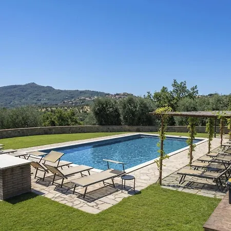 Poggio Del Pero -3 By Interhome *