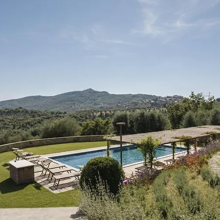 Apartment Poggio Del Pero -3 By Interhome